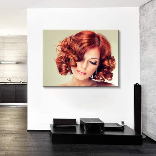 Brusheslife Hair Salon Canvas: Fashion Short Curls Beauty Portrait Art